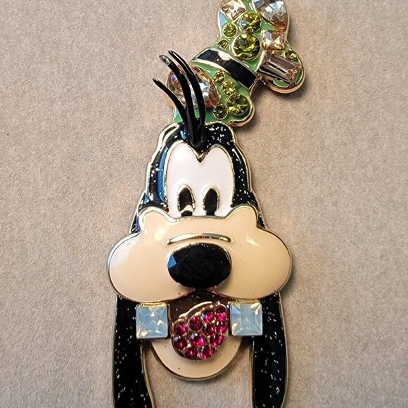 NEW Disney BaubleBar Goofy Stud Earrings Crystal Enamel Sparkle Holiday Gift NIB - Picture 5 of 5